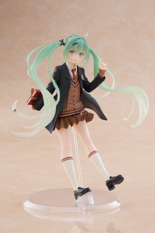 Figurine Hatsune Miku Fashion Preppy Ver. 18 cm par Taito, style preppy