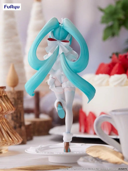 Figurine Hatsune Miku Sweet Noël 18 cm – FuRyu Exceed Creative en tenue festive