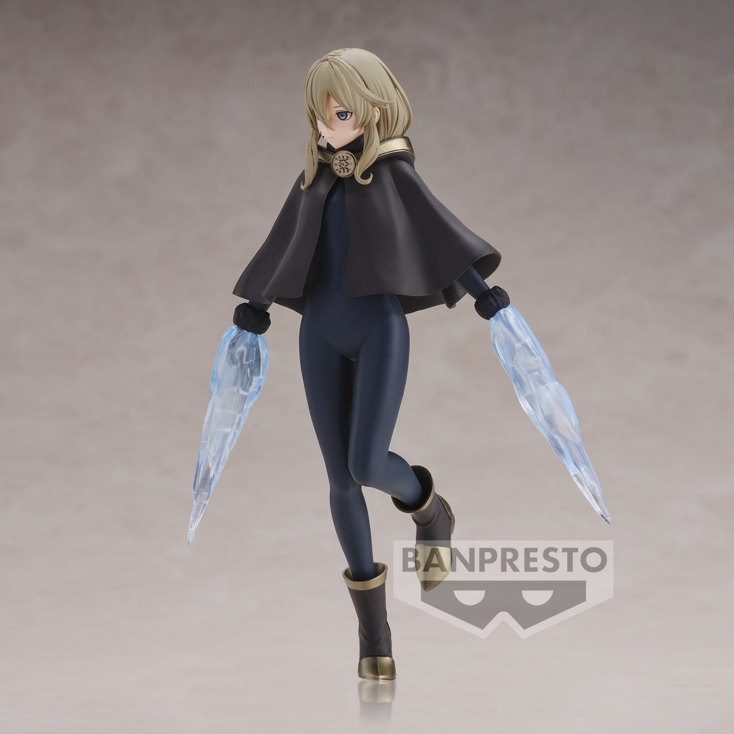Shy - Figurine Tzveta