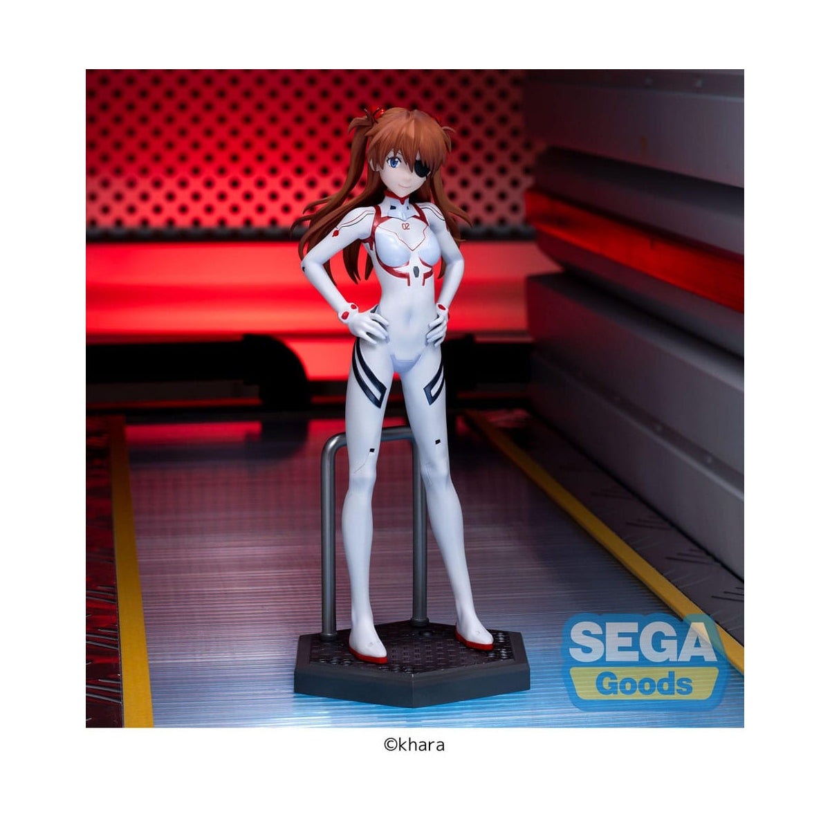 Figurine Evangelion de Asuka Shikinami Langley dans sa tenu Blanche - Geeky Owl