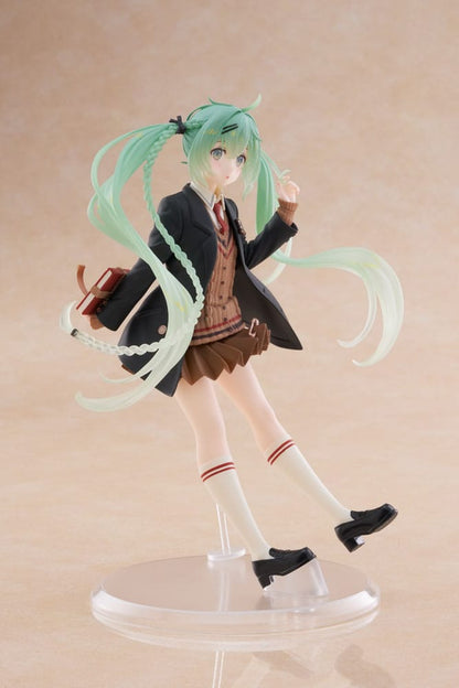 Figurine Hatsune Miku Fashion Preppy Ver. 18 cm par Taito, style preppy