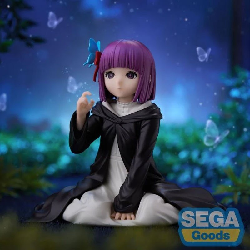 Figurine Fern Yumemirize In Those Days - Sousou no Frieren - Sega 10 cm - Vue de face avec décors
