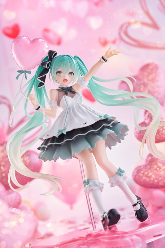 Figurine Hatsune Miku Birthday 2025 Party Ver. Taito 21 cm