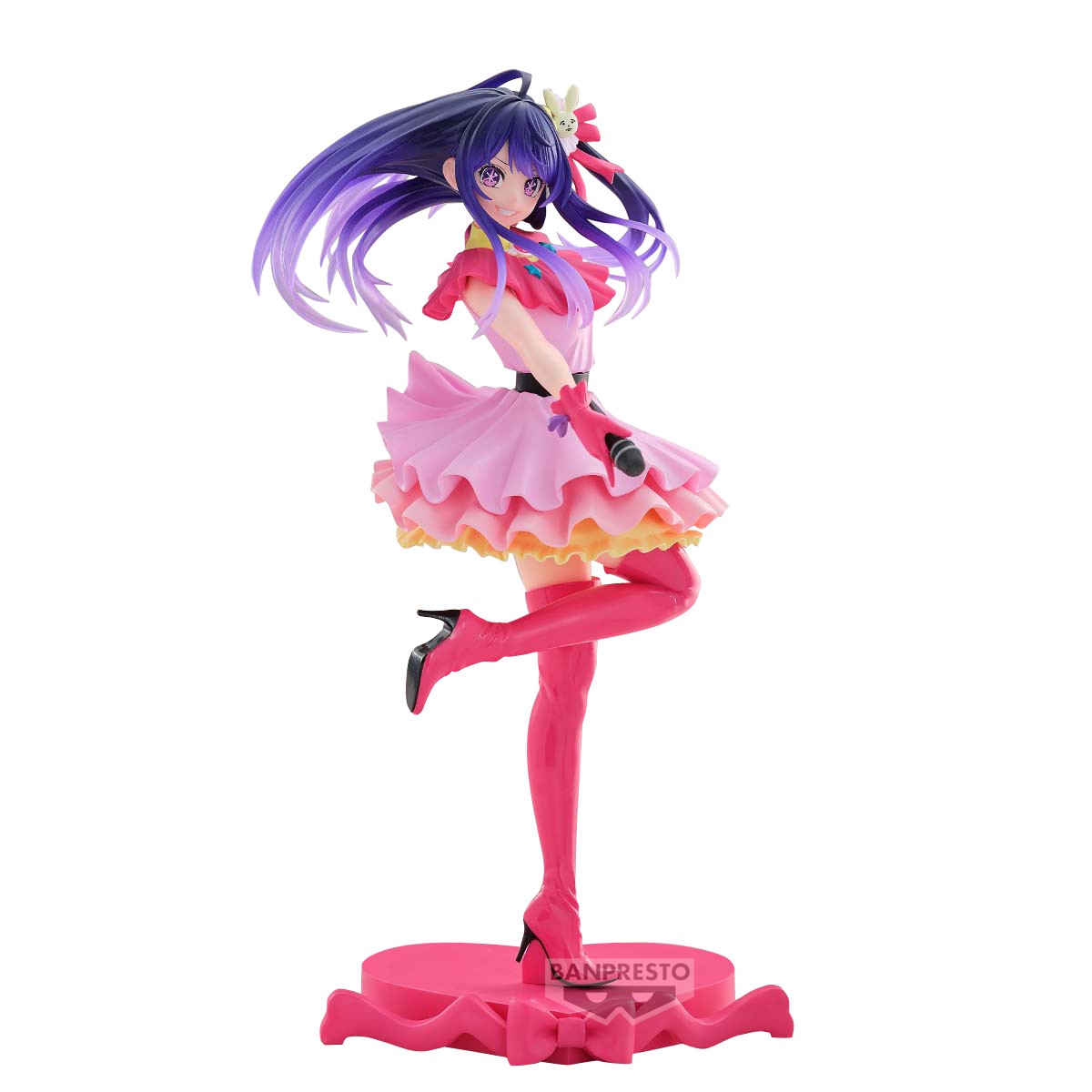 Figurine Oshi No Ko de Ai par Banpresto, dynamique dans sa tenue rose et cheveux violets. 
