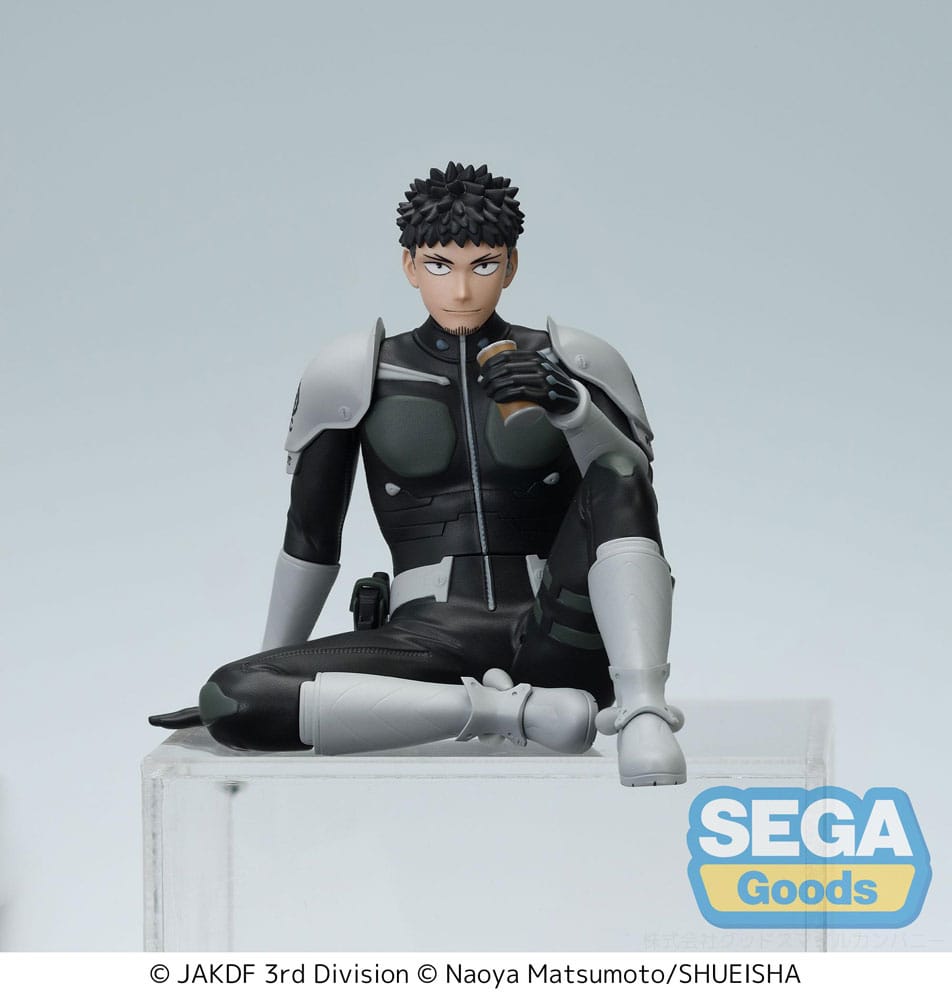 Kaiju N°8 Figurine Perching Kafka Hibino Break Time 8 cm