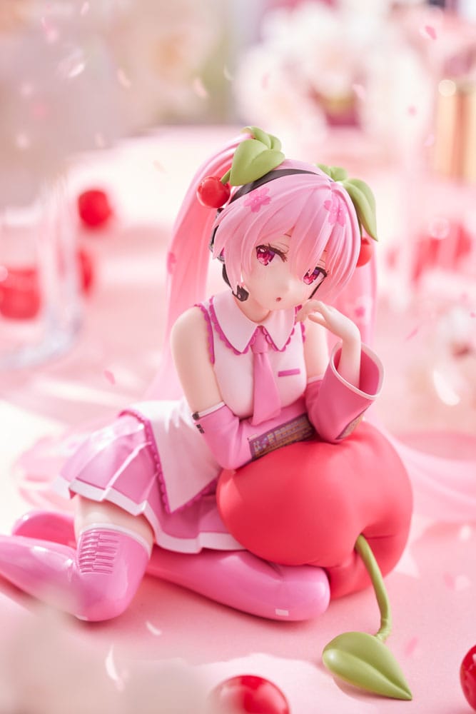 Hatsune Miku Figurine Sakura Miku Cherry Cushion