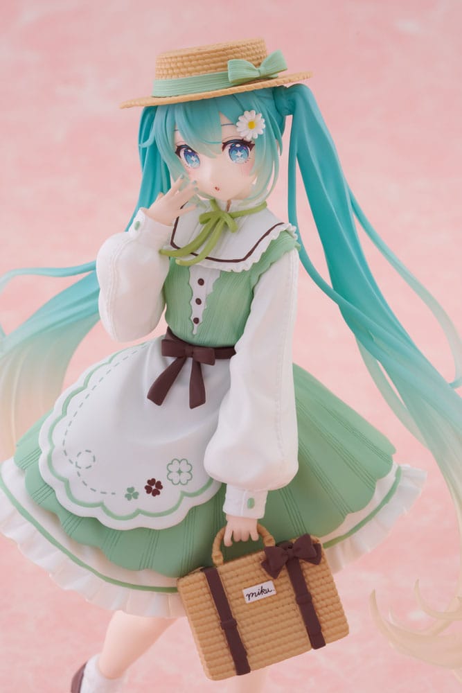 Hatsune Miku figurine Fashion Country Ver. 18 cm